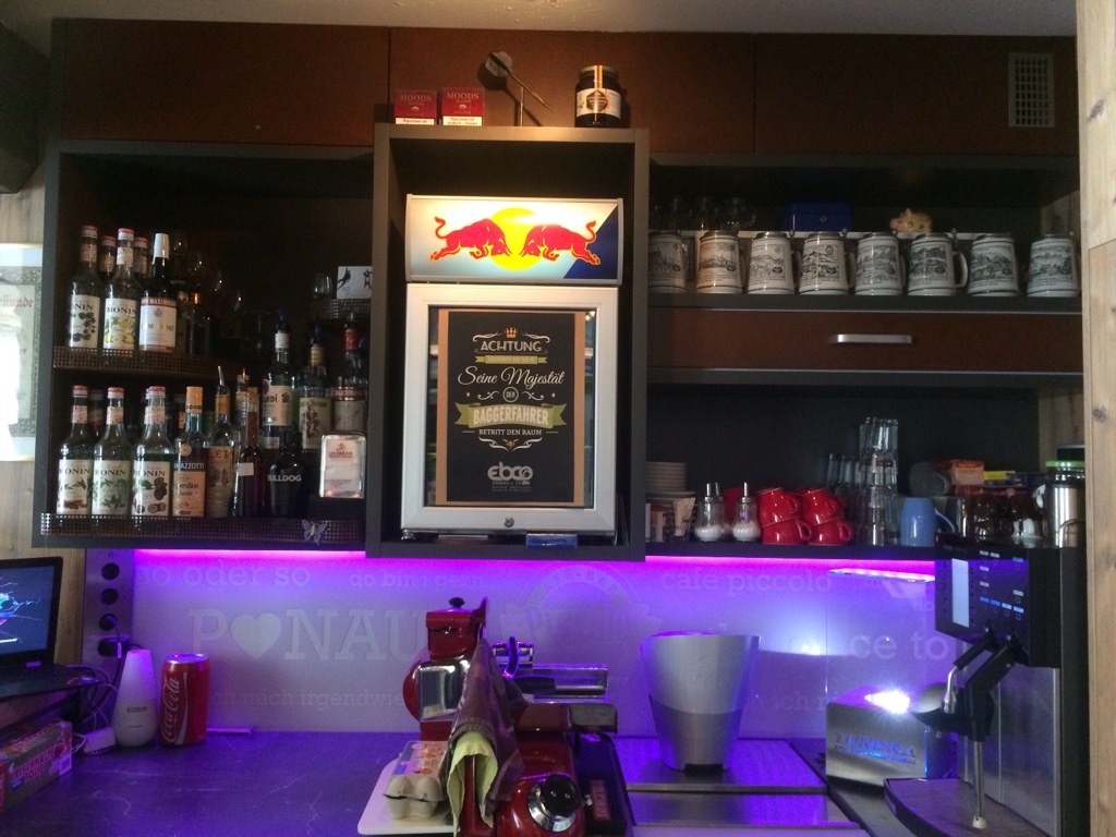 Café Piccolo Die Wirte Spittal Essen. Trinken. Schlafen.